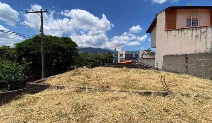 Terreno à venda de 430 m² no bairro Jardim do Lago em Atibaia/SP - TE0580