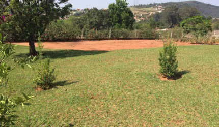 Terreno à venda de 250 m² na Vila Santa Helena em Atibaia/SP  - TE0368