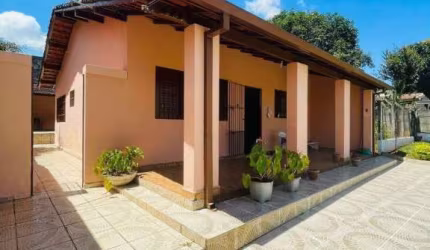 Casa com 2 dormitórios à venda, no bairro Caetetuba em Atibaia/SP - CA2379
