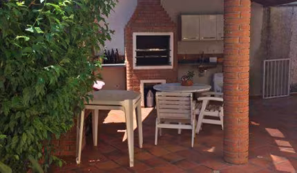 Casa com 4 dormitórios à venda de 171 m² na Vila Santista em Atibaia/SP - CA2735