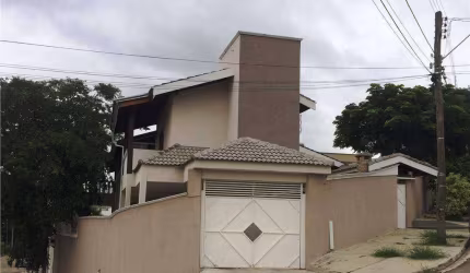 Casa com 5 quartos, 550 m², à venda no Jardim do Lago em Atibaia/SP - CA3937
