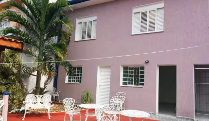 Casa com 3 dormitórios, sendo 02 suítes à venda, no Centro - Atibaia/SP - CA4240