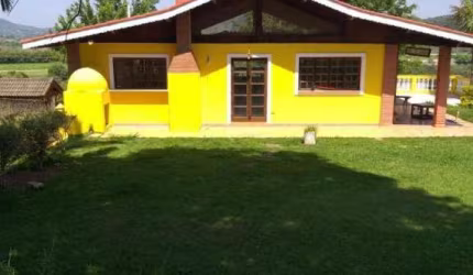 Chácara com 02 suítes à venda, no Bairro Canedos - Piracaia/SP - CH0153