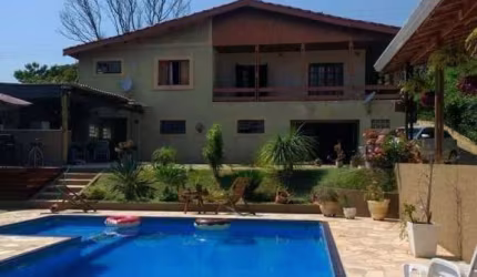 Casa com 4 dormitórios à venda, no Jardim Estância Brasil em Atibaia/SP - CA4685