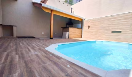 Casa com 3 dormitórios à venda, no Jardim Paulista em Atibaia/SP - CA4756