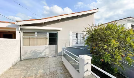 Casa com 2 dormitórios à venda, no Centro em Atibaia/SP - CA5033