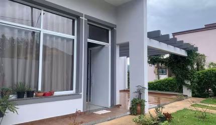 Casa com 3 dormitórios à venda, no Jardim Estância Brasil - Atibaia/SP - CA5059
