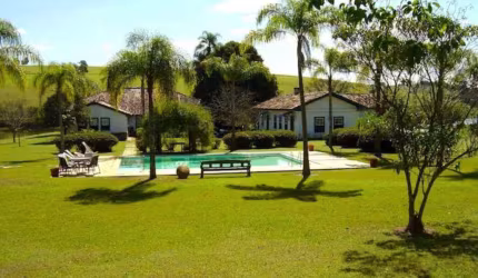 Sítio com 3 dormitórios à venda, no Quinta da Baroneza II - Bragança Paulista/SP - SI0050