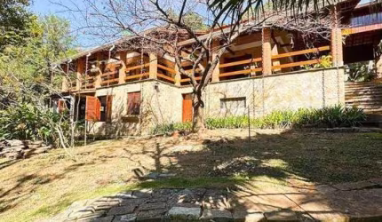 Casa com 4 dormitórios à venda, no Clube da Montanha - Atibaia/SP - CA5597