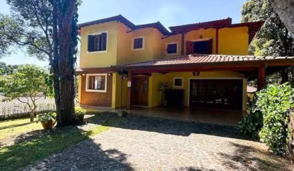 Casa à venda, 400 m² por R$ 2.500.000,00 - Clube da Montanha - Atibaia/SP