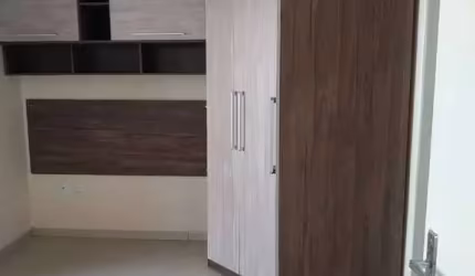 Apartamento com duas vagas