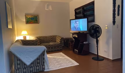 Apartamento a poucos metros do mar