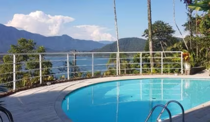 Casa espetacular na Praia Vermelha do Sul