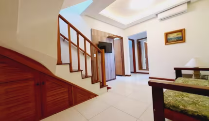 Linda cobertura duplex mobiliada, 165m², 3 suítes, terraço gourmet e lazer no condomínio