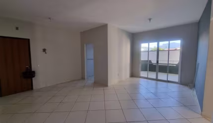 Apartamento na região central com 02 dormitórios, sendo 01 suíte