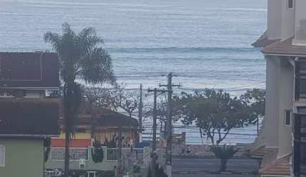 Linda cobertura na Praia Grande, 4 suítes. vista mar!
