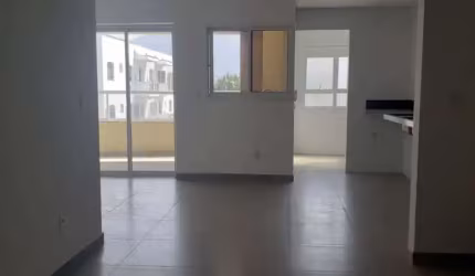 Apartamento de 3 dormitorios, 3 vagas, Barra da Lagoa