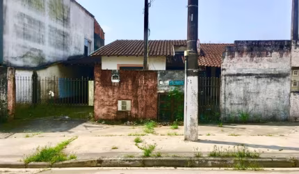 3 CASAS NO MESMO TERRENO PARA REFORMA E RENDA DE LOCAÇÃO.