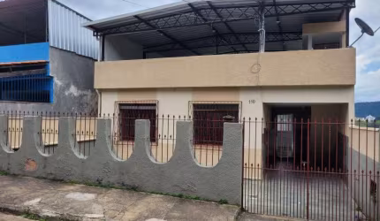 Casa com 3 dormitórios à venda, 200 m² por R$ 450.000,00 - Lourdes - Juiz de Fora/MG