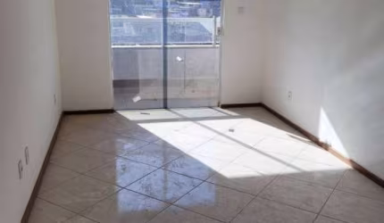 Apartamento com 2 dormitórios à venda, 85 m² por R$ 220.000 - Linhares - Juiz de Fora/MG
