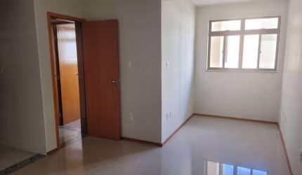 Apartamento com 2 dormitórios à venda, 65 m² por R$ 226.000 - Santa Helena - Juiz de Fora/MG