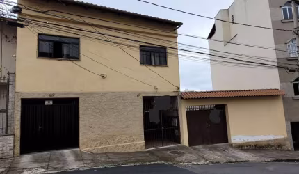 Casa com 2 dormitórios à venda, 100 m² por R$ 350.000 - São Mateus - Juiz de Fora/MG