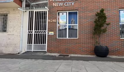 Apartamento 2 quartos em condomínio clube no Centro de Curitiba