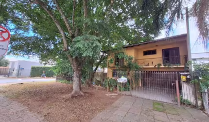 Casa com 5 dormitórios à venda, 185 m² por R$ 870.000,00 - Fazendinha - Curitiba/PR