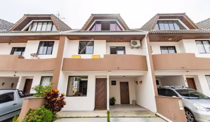 Sobrado com 3 dormitórios à venda, 142 m² por R$ 670.000,00 - Jardim das Américas - Curitiba/PR