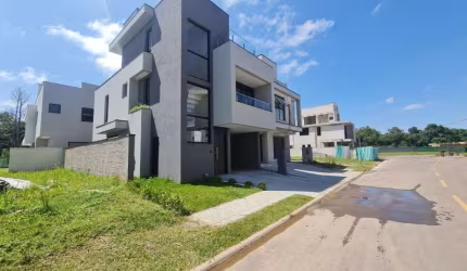 Viva com Qualidade e Segurança – Casa Nova em Condomínio no Santa Cândida por R$ 1.250.000,00