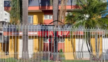 Apartamento com 2 quartos à venda na Rua Pedro Boticário, 197, Glória, Porto Alegre por R$ 180.000