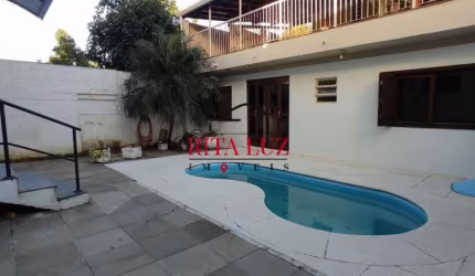Casa com 3 quartos à venda na Rua Intendente Alfredo Azevedo, 1035, Glória, Porto Alegre por R$ 690.000