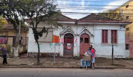 Terreno à venda na Avenida Niterói, 78, Medianeira, Porto Alegre por R$ 650.000