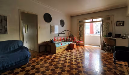 Apartamento com 3 quartos à venda na Rua Santo Antônio, 554, Bom Fim, Porto Alegre por R$ 550.000