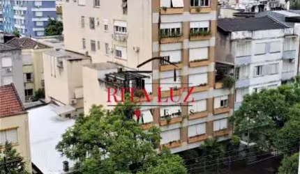 Apartamento com 3 quartos à venda na Rua Tomaz Flores, 247, Independência, Porto Alegre por R$ 469.000