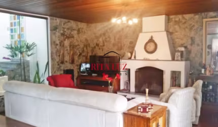 Casa com 3 quartos à venda na Rua Eurico Lara, 656, Medianeira, Porto Alegre por R$ 1.380.000