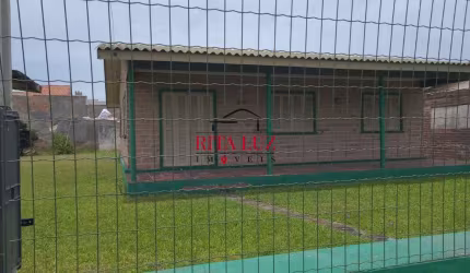 Casa com 4 quartos à venda na Bezerra De Menezes, 198, Centro, Cidreira por R$ 430.000