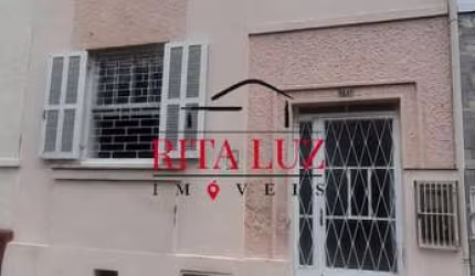 Casa com 3 quartos à venda na Rua Dom João VI, 243, Medianeira, Porto Alegre por R$ 460.000