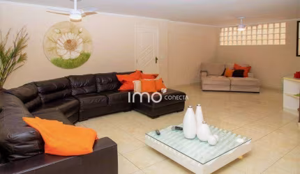 Casa com 4 quartos à Venda, 300 m² por R$ 2.000.000 - Vila Vioto - Jundiaí/SP