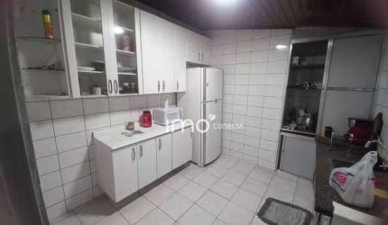 Casa com 3 Dormitórios, 280 m² - Venda por R$ 900.000 ou aluguel por R$ 8.500/mês - Vila Nova Louveira - Louveira/SP