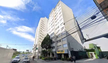 Apê Andar Alto, Vista Livre, bem distribuído com cômodos separados em ótima localização na Mariano