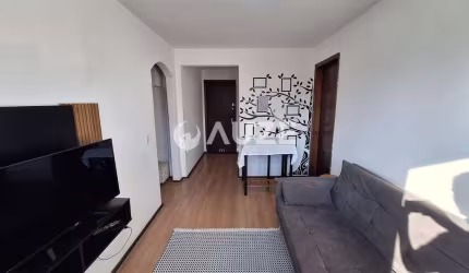 Apartamento no Centro de Curitiba em Andar Alto, com Garagem Individual e Potencial para Renda!