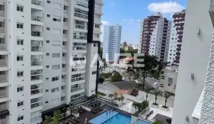 APARTAMENTO TOTALMENTE MOBILIADO, COM MUITO CONFORTO E SOFISTICAÇÃO, FACE LESTE E NORTE NO CORAÇÃO