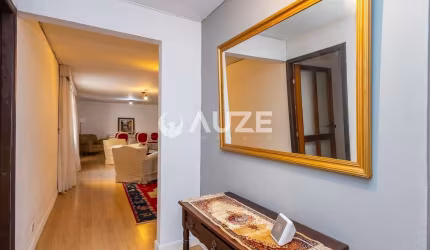 EXCELENTE CASA  AMPLA E TERREA COM 4 QUARTOS SENDO 02 SUITES NO SEMINARIO - PROXIMO AO COLEGIO BOM