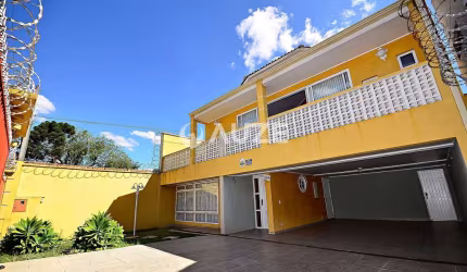 Casa alto padrão averbada com 419,26m² em terreno de 660m²