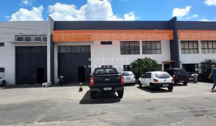 Barracão / Galpão / Depósito para alugar na Rua Sérgio Jungblut Dieterich, 710, Sarandi, Porto Alegre por R$ 14.000