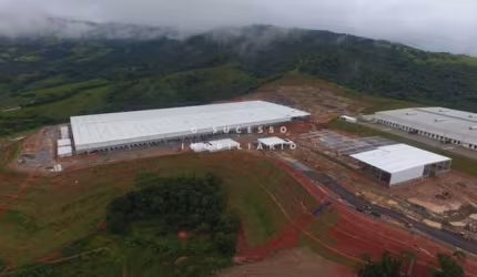 Barracão / Galpão / Depósito para alugar na Rodovia Fernão Dias, 381, Distrito Industrial dos Pires, Extrema por R$ 90.411