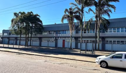 Barracão / Galpão / Depósito para alugar na Avenida das Indústrias, 825, São João, Porto Alegre por R$ 150.000