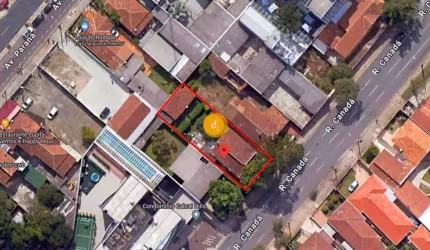 Terreno à venda na rua Canadá com 520 m²