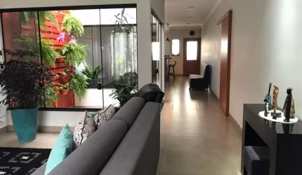 Excelente casa térrea no condomínio Tecoara em Taubaté